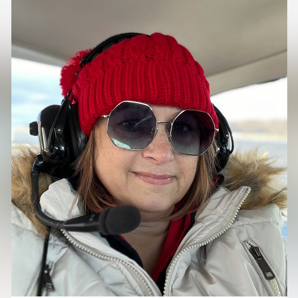 🌈 Meet Your Posher🌈 - Picture 4 of 16